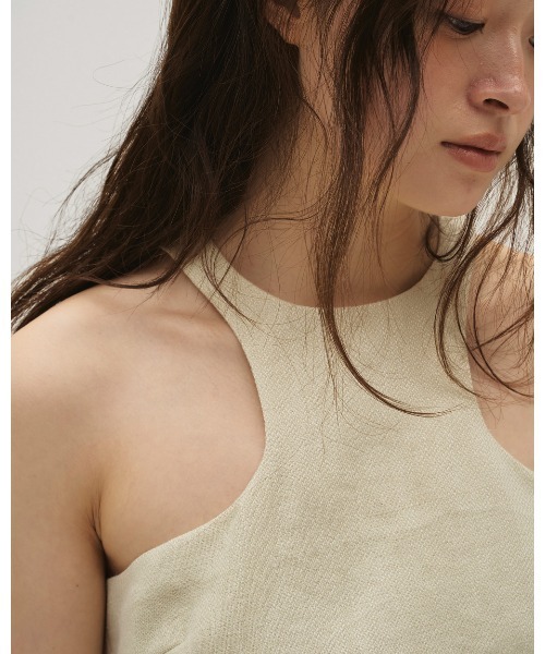 TODAYFUL（トゥデイフル）の「Linen Americansleeve Tops（タンクトップ・レディース・ブラック/ベージュ/キナリ・FREE）」の7枚目の写真