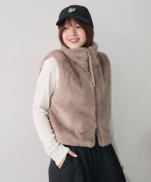 RETRO GIRL（レトロガール）の「ファーショートベスト（ベスト・レディース・チャコールグレー/ライトブラウン/ベージュ・FREE）」の6枚目の写真