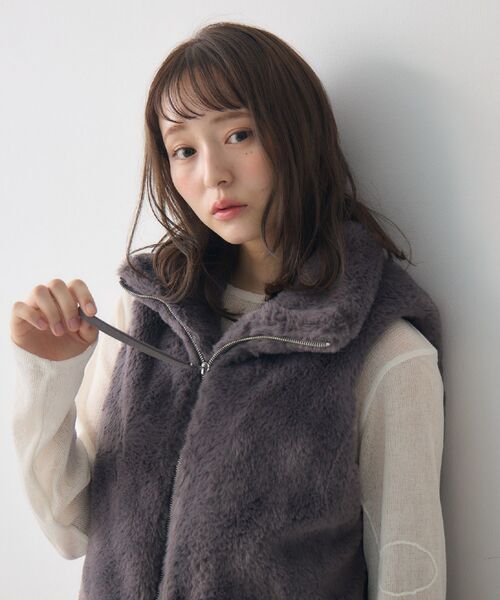 RETRO GIRL（レトロガール）の「ファーショートベスト（ベスト・レディース・チャコールグレー/ライトブラウン/ベージュ・FREE）」の12枚目の写真