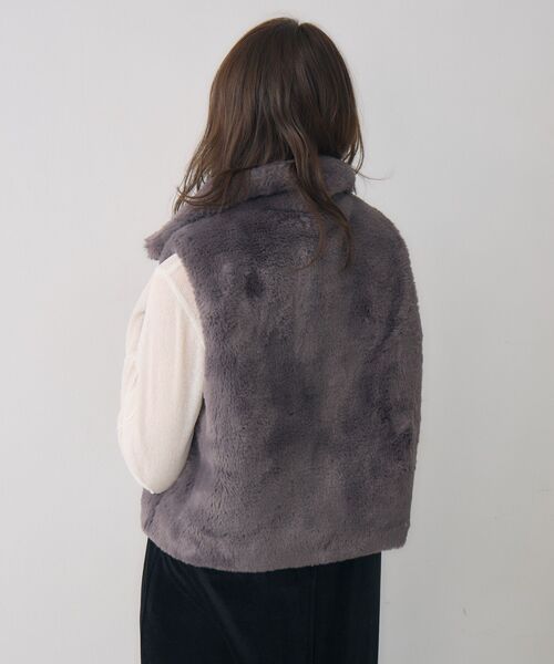 RETRO GIRL（レトロガール）の「ファーショートベスト（ベスト・レディース・チャコールグレー/ライトブラウン/ベージュ・FREE）」の19枚目の写真