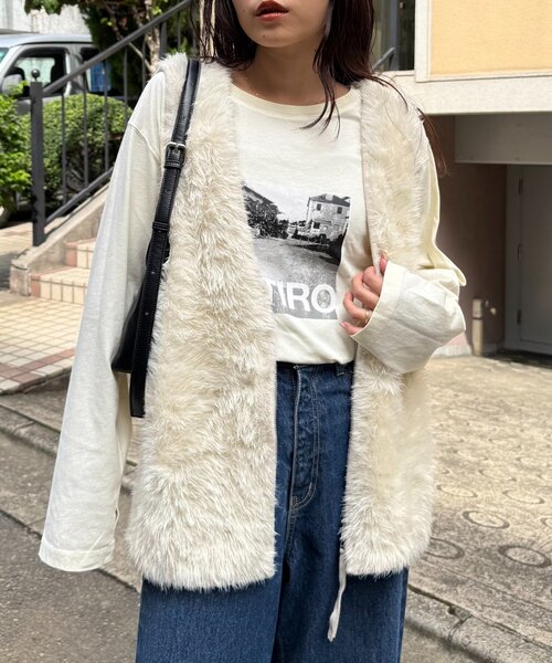 CIAOPANIC TYPY（チャオパニックティピー）の「メランジファーニットZIPベスト（ニット/セーター・レディース・アイボリー/ブラウン/チャコールグレー・ONE SIZE）」の2枚目の写真