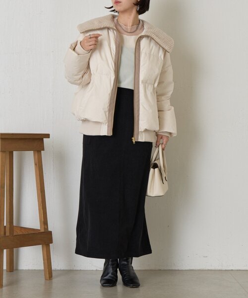 Jena espace merveilleux(ジェナ エスパスメルヴェイユ)の「ボアカラーラインジャケット(その他アウター・レディース・モカ/アイボリー・FREE)」の4枚目の写真