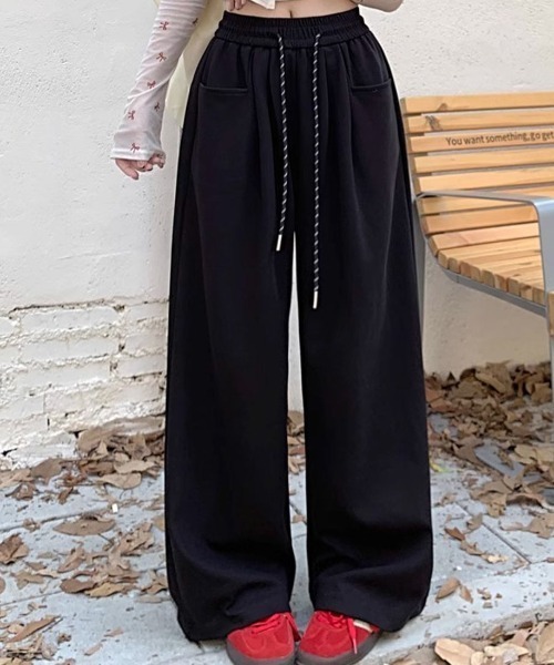 maison de LATIR(メゾンドラティール)の「ふわもこ裏起毛ワイドパンツ(その他パンツ・レディース・グレー/ブラック/ネイビー・FREE)」の12枚目の写真