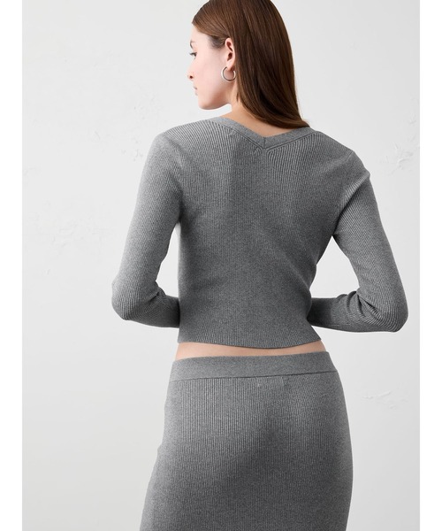 BANANA REPUBLIC FACTORY STORE(バナナリパブリック ファクトリーストア)の「BANANA REPUBLIC FACTORY STORE ルレックス リブ カーディガン セーター(カーディガン/ボレロ・レディース・ネイビー/グレー・L/M/S/XS)」の6枚目の写真
