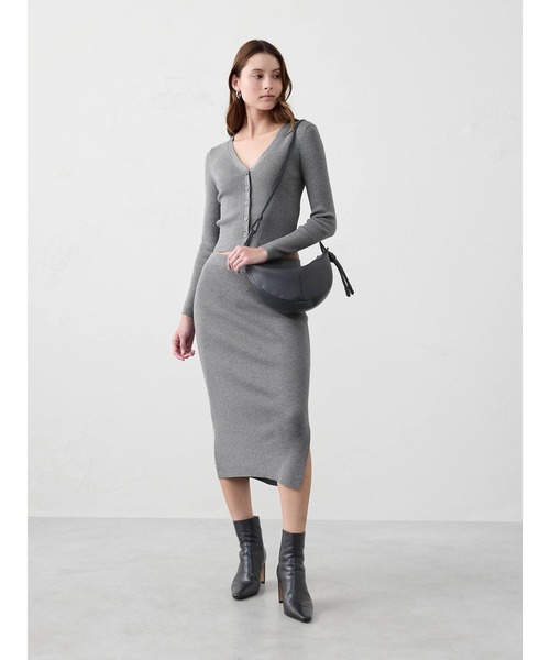 BANANA REPUBLIC FACTORY STORE(バナナリパブリック ファクトリーストア)の「BANANA REPUBLIC FACTORY STORE ルレックス リブ カーディガン セーター(カーディガン/ボレロ・レディース・ネイビー/グレー・L/M/S/XS)」の5枚目の写真