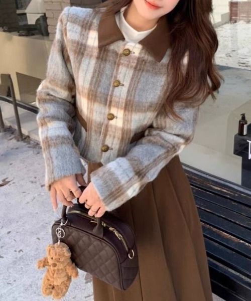 Diosfront（ディオスフロント）の「ショート丈チェックメルトンコート＆タックスカートセットアップ（セットアップ・レディース・モカ・L/M）」の2枚目の写真