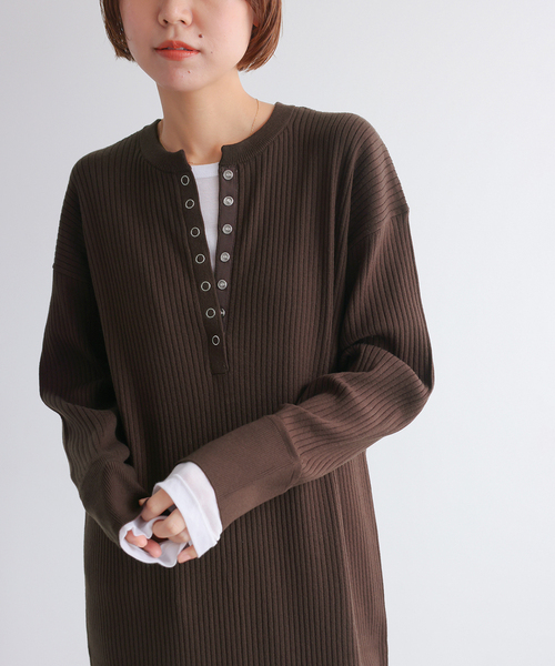 JOURNAL STANDARD relume（ジャーナルスタンダード　レリューム）の「【MULTI FUNC+】ヘンリーネックニットワンピース（ワンピース・レディース・ブラック/ブラウン・FREE）」の13枚目の写真
