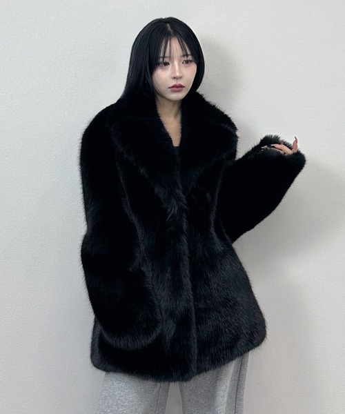 ボリュームフェイクファーミディコート（その他アウター）｜FOLLOWIN