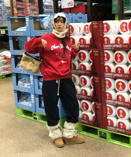 Kijun（キジュン）の「Heart Emblem Sweatshirt Red（スウェット・レディース・その他・SMALL/MEDIUM）」の5枚目の写真