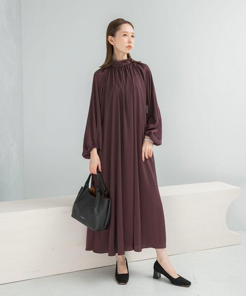 セール】ハイネックギャザーサテンドレス（ワンピース）｜URBAN