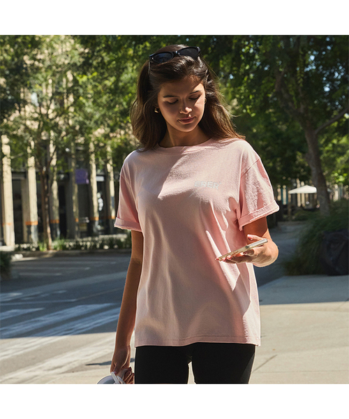 ERER(エルエル)の「ERER D-Logo T-Shirt Pink(Tシャツ/カットソー・レディース・PINK・1/2)」の1枚目の写真