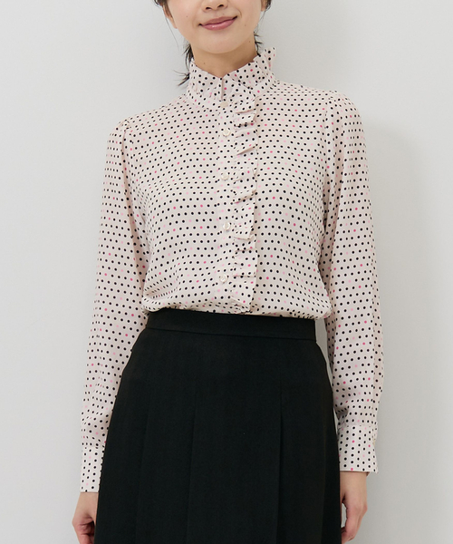 NARACAMICIE(ナラカミーチェ)の「【NARACAMICIE】ドット柄フリル衿長袖ブラウス(シャツ/ブラウス・レディース・ブルー/ピンク・L/M/S)」の2枚目の写真