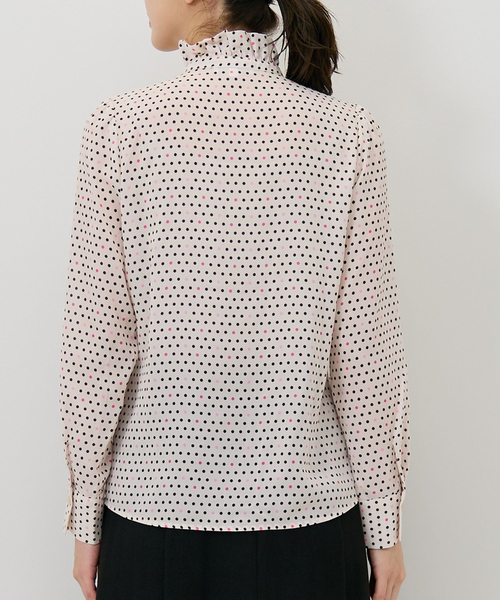 NARACAMICIE(ナラカミーチェ)の「【NARACAMICIE】ドット柄フリル衿長袖ブラウス(シャツ/ブラウス・レディース・ブルー/ピンク・L/M/S)」の5枚目の写真