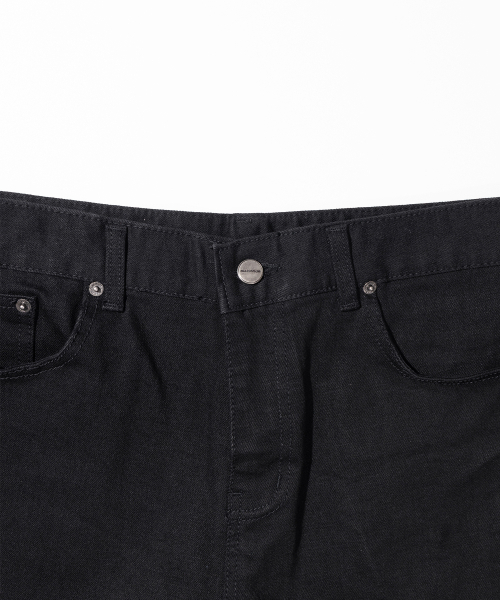 MASSNOUN(マスノウン)の「NOR ワイドブラックデニムショートパンツ MSEJP010-BK(その他パンツ・レディース・その他・LARGE/MEDIUM)」の5枚目の写真