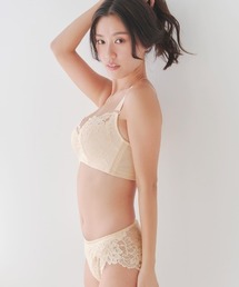 RADIANNE（ラディアンヌ）の「【脇/背中　肉感阻止　頼もしいホールド感！】リフトアップロータスフラワー/【ブラジャー単体】（ブラジャー）」