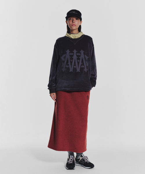 MENASOO（ミナス）の「Applique Velour Sweatshirt_Charcoal（スウェット・レディース・チャコール・F）」の7枚目の写真