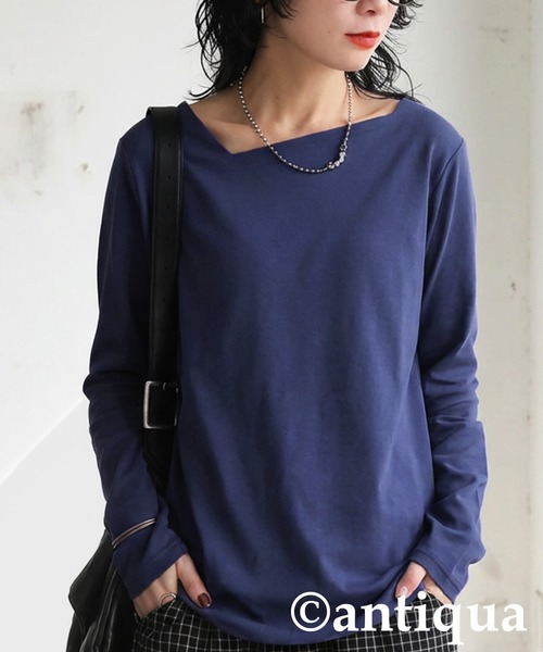 antiqua(アンティカ)の「長袖 綿100 斜めネック ロンT(Tシャツ/カットソー・レディース・スミクロ/ネイビー/オフホワイト/ブラック/カーキ・M/L/XL)」の5枚目の写真