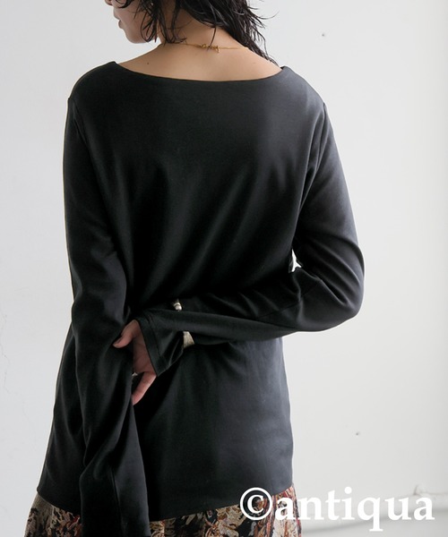 antiqua(アンティカ)の「長袖 綿100 斜めネック ロンT(Tシャツ/カットソー・レディース・スミクロ/ネイビー/オフホワイト/ブラック/カーキ・M/L/XL)」の12枚目の写真