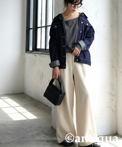 antiqua(アンティカ)の「長袖 綿100 斜めネック ロンT(Tシャツ/カットソー・レディース・スミクロ/ネイビー/オフホワイト/ブラック/カーキ・M/L/XL)」の15枚目の写真