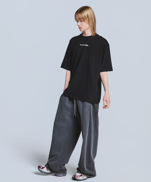 TEN PAST SEVEN(テン ファスト セブン)の「ベーシックロゴ半袖Tシャツ - ブラック(Tシャツ/カットソー・メンズ・その他・SMALL/MEDIUM/LARGE)」の2枚目の写真