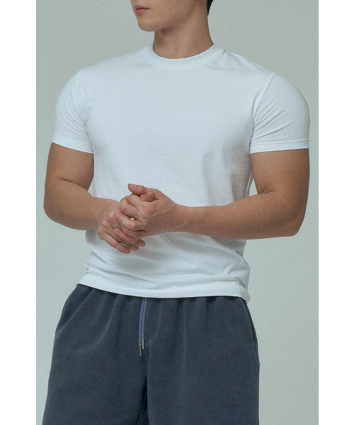 BATIP(バティップ)の「スーピマコットン 無地 マッスルフィット 半袖Tシャツ ホワイト(Tシャツ/カットソー・メンズ・その他・MEDIUM/LARGE/X-LARGE/XX-LARGE)」の1枚目の写真