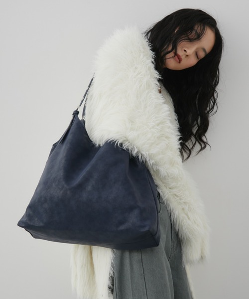 Aunt Marie's（アントマリーズ）の「ハトメストラップトートバッグ（トートバッグ・レディース・レッド/ブラック/ネイビー・FREE）」の22枚目の写真