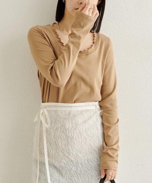 Omekashi（オメカシ）の「フリルロングTシャツ（Tシャツ/カットソー・レディース・オフホワイト/ブルー/ブラック/ベージュ・FREE）」の8枚目の写真