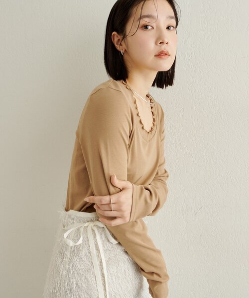 Omekashi（オメカシ）の「フリルロングTシャツ（Tシャツ/カットソー・レディース・オフホワイト/ブルー/ブラック/ベージュ・FREE）」の11枚目の写真