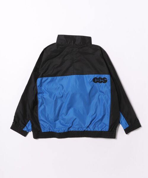 GROOVY COLORS(グルービーカラーズ)の「Recycled Polyester 2tone Zip Jacket(マウンテンパーカー・キッズ・ブラック/ベージュ・115/125)」の4枚目の写真