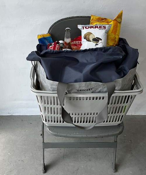 WEEKEND(ER)(ウィークエンダー)の「【WEEKEND(ER)/ウィークエンダー】COOLBAG/GROCERY/クールバッググロサリー/ユニセックス/【WEB限定】(バックパック/リュック・メンズ・ベージュ/グレー・フリー)」の4枚目の写真