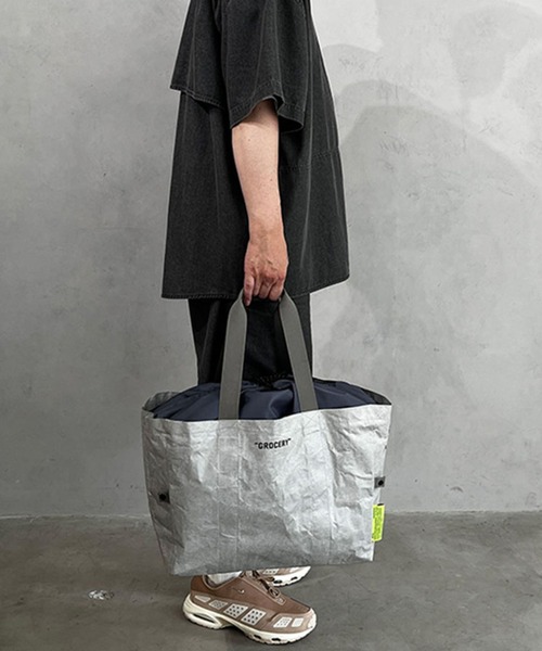 WEEKEND(ER)(ウィークエンダー)の「【WEEKEND(ER)/ウィークエンダー】COOLBAG/GROCERY/クールバッググロサリー/ユニセックス/【WEB限定】(バックパック/リュック・メンズ・ベージュ/グレー・フリー)」の16枚目の写真