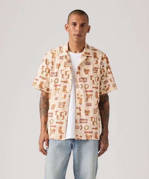 Levi's(リーバイス)の「Levi's/リーバイス サンセットキャンプシャツ スタンダードフィット(シャツ/ブラウス・メンズ・ベージュ・XL/L/M/S)」の1枚目の写真
