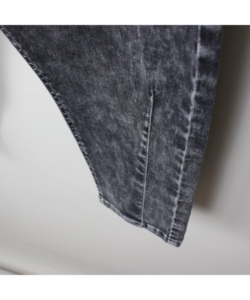 maarook(マルーク)の「接触冷感ハイブリーチデニムロングパンツ(デニムパンツ・キッズ・ネイビー/ブラック・140cm/150cm/160cm/170cm)」の15枚目の写真