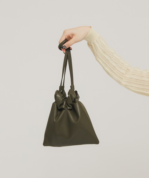 KBF（ケイビーエフ）の「ギャザーデザインミニBAG（ショルダーバッグ・レディース・ブラック/アイボリー/カーキ・ONE）」の3枚目の写真