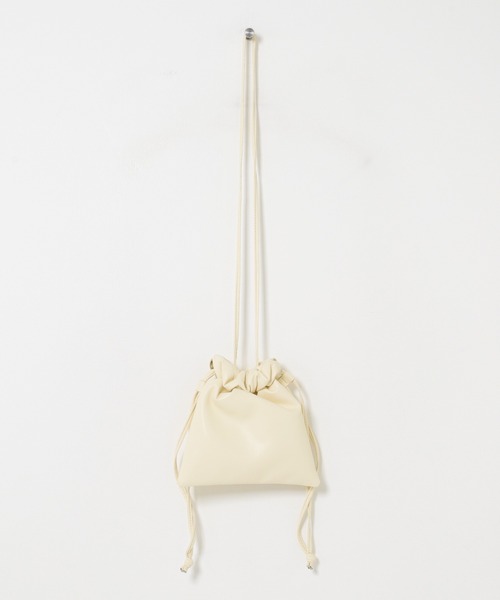 KBF（ケイビーエフ）の「ギャザーデザインミニBAG（ショルダーバッグ・レディース・ブラック/アイボリー/カーキ・ONE）」の21枚目の写真