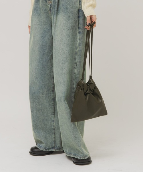 KBF（ケイビーエフ）の「ギャザーデザインミニBAG（ショルダーバッグ・レディース・ブラック/アイボリー/カーキ・ONE）」の19枚目の写真