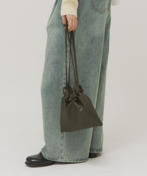 KBF（ケイビーエフ）の「ギャザーデザインミニBAG（ショルダーバッグ・レディース・ブラック/アイボリー/カーキ・ONE）」の20枚目の写真