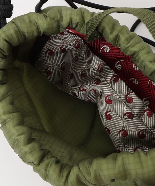 THRIFTY LOOK（スリフティールック）の「THRIFTY LOOK スリフティルック / EFFECT BAG（ショルダーバッグ・メンズ・オリーブ・FREE）」の4枚目の写真