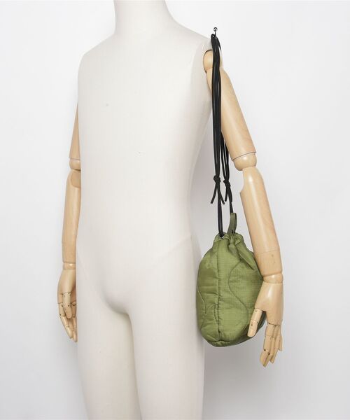 THRIFTY LOOK（スリフティールック）の「THRIFTY LOOK スリフティルック / EFFECT BAG（ショルダーバッグ・メンズ・オリーブ・FREE）」の5枚目の写真