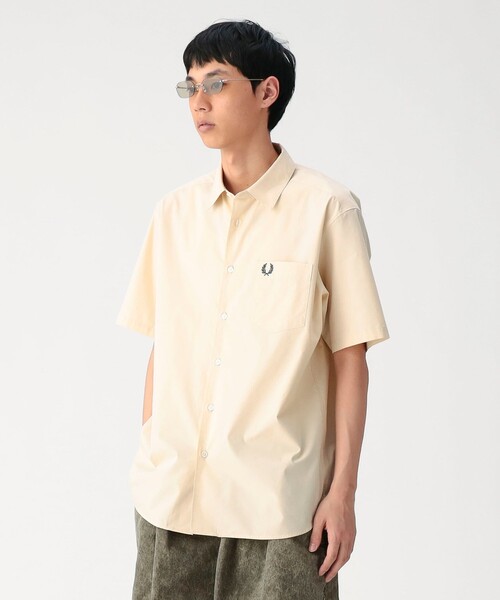 FRED PERRY(フレッドペリー)の「【別注】FRED PERRY / Broad Short Sleeve Shirts(シャツ/ブラウス・メンズ・ホワイト/ナチュラル・SMALL/MEDIUM/LARGE/X-LARGE)」の4枚目の写真