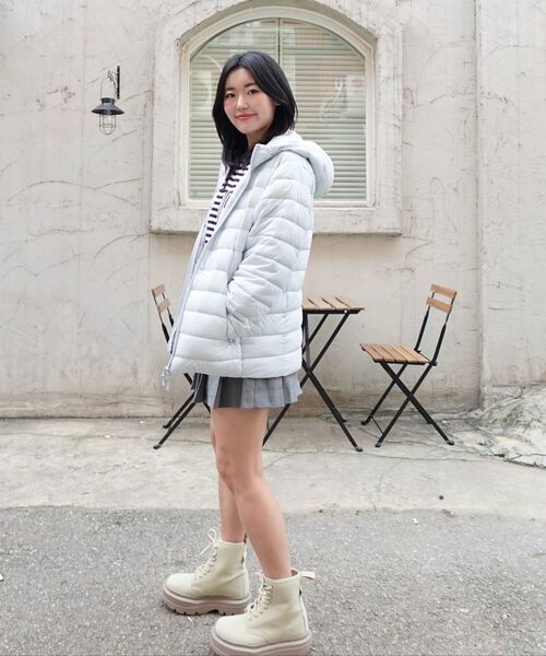 MUSINSA STANDARD WOMAN（ムシンサスタンダードウーマン）の「ウィメンズ ローライズプリーツミニスカート [メランジグレー]（スカート・レディース・その他・LARGE/MEDIUM/SMALL/X-SMALL）」の12枚目の写真
