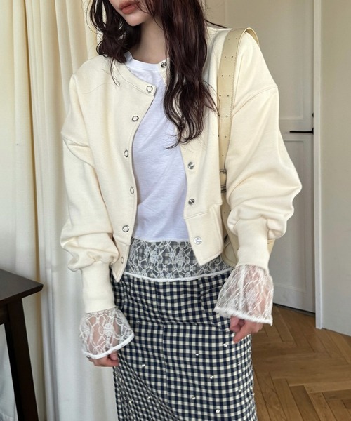 WILLFULLY（ウィルフリー）の「hem lace sheer cut and sew tops（Tシャツ/カットソー・レディース・アイボリー/ブラック/グレー・FREE）」の4枚目の写真