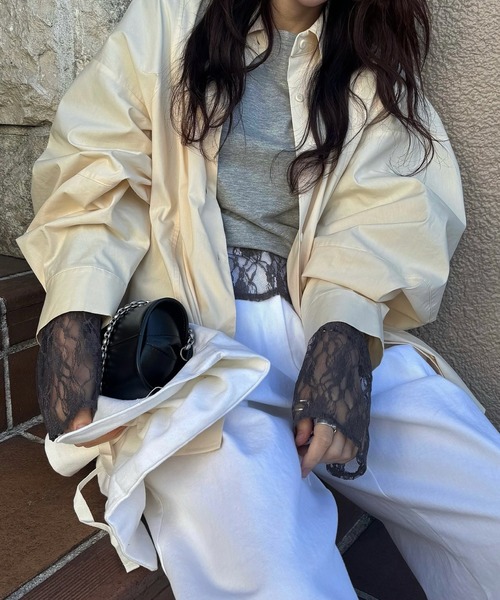 WILLFULLY（ウィルフリー）の「hem lace sheer cut and sew tops（Tシャツ/カットソー・レディース・アイボリー/ブラック/グレー・FREE）」の12枚目の写真