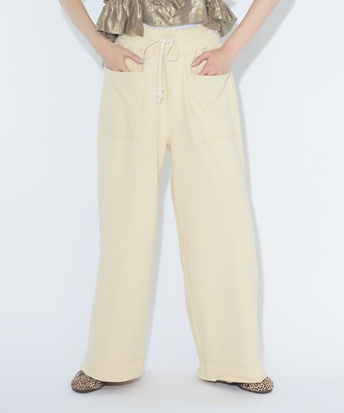 maturely(マチュアリー)の「maturely / ヘム カットオフ フレア ジャージー(スウェットパンツ・レディース・ベージュ/ブラック・0/1)」の9枚目の写真