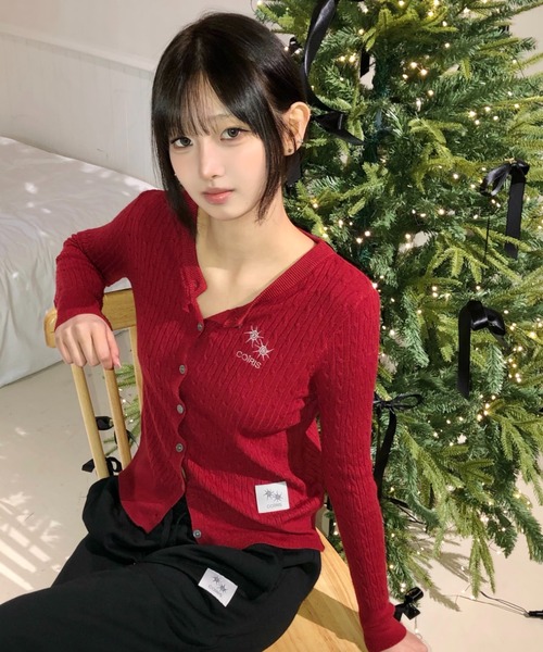 COIRIS_(コイリス)の「◇COIRIS◇ブランド直輸入正規品/エルン Rネック ケーブルニット カーディガン ERN R-NECK CABLE KNIT CARDIGAN(カーディガン/ボレロ・レディース・ブラック/グレー/レッド・FREE)」の3枚目の写真