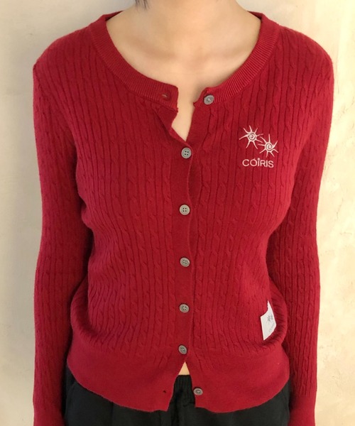 COIRIS_(コイリス)の「◇COIRIS◇ブランド直輸入正規品/エルン Rネック ケーブルニット カーディガン ERN R-NECK CABLE KNIT CARDIGAN(カーディガン/ボレロ・レディース・ブラック/グレー/レッド・FREE)」の6枚目の写真