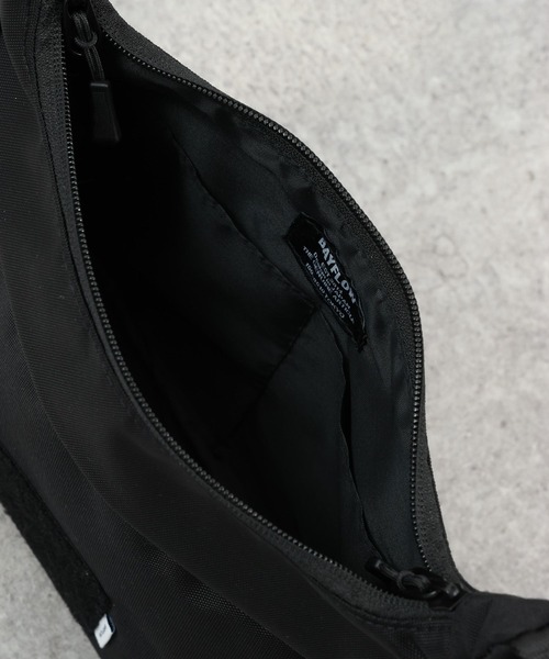 BAYFLOW（ベイフロー）の「【BLACK BAG COLLECTION】クロスボディショルダーバッグ（ショルダーバッグ・メンズ・ブラック・FREE）」の8枚目の写真