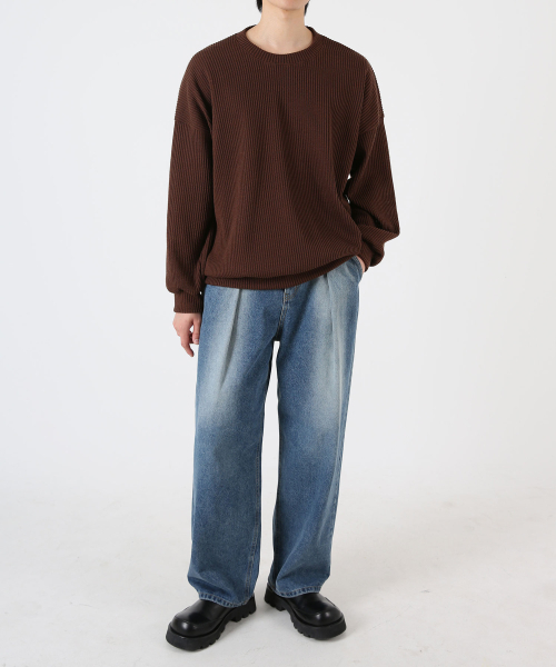 UMM(ウム)の「オーバーサイズリブニットスウェットTシャツ 6COLOR(スウェット・メンズ・ライトベージュ/ワイン/ブラック/グレー/ブラウン/チャコール・1/2/3)」の9枚目の写真