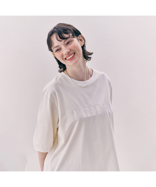 RMRN(アルエームアルエヌ)の「RELAX FIT T-SHIRT(Tシャツ/カットソー・レディース・ブラック/ホワイト・FREE)」の2枚目の写真