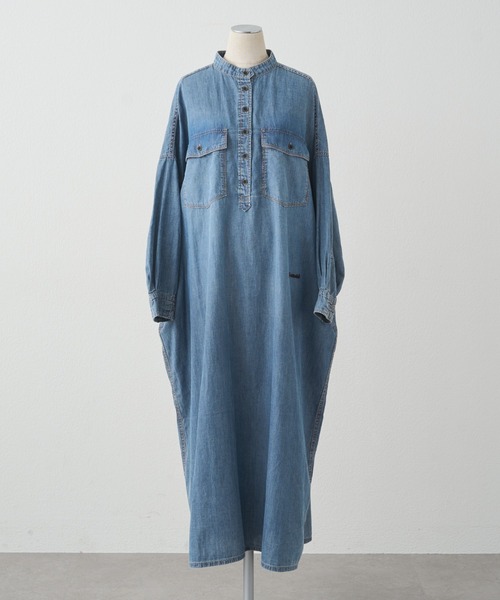 PUAL CE CIN(ピュアルセシン)の「ヴィンテージライクデニムバンドカラーワンピース(ワンピース・レディース・インディゴブルー/ブルー・FREE)」の2枚目の写真